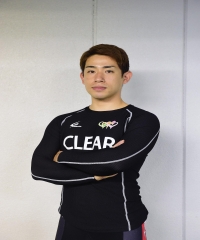 新山 響平