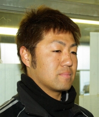 山田 義彦