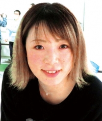 児玉 碧衣