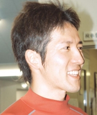 山本 健也