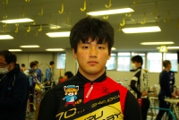 大石 剣士
