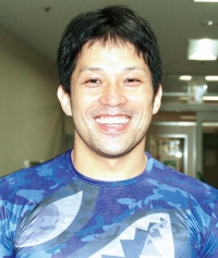 松岡 健介
