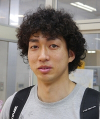 山崎 賢人