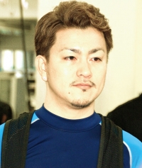 中村 健志