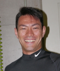 山本 奨