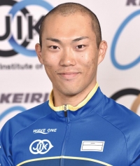 中込 健太