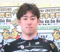 上杉 嘉槻