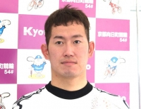 脇本 雄太