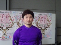 中井 俊亮