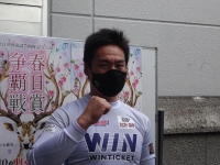 浅井 康太