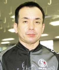郡 英治