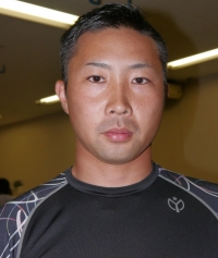 山岸 佳太