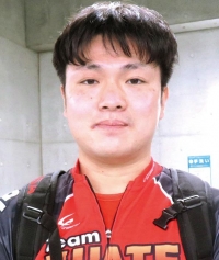 藤根 俊貴
