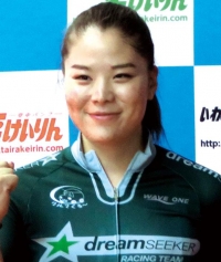 小林 優香