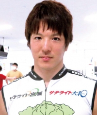 菅田 謙仁