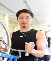 金子 幸央