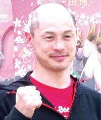 北津留 翼