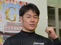 山田 英明