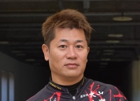 溪 飛雄馬