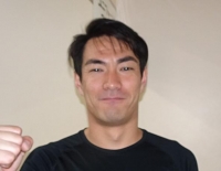 山本 奨