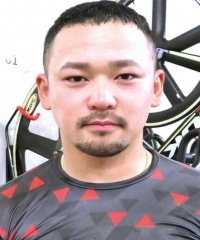 上野 優太