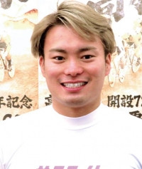 瓜生 崇智