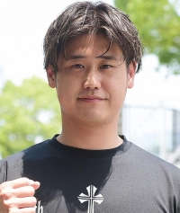 松川 高大
