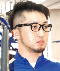 石塚 輪太郎