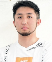 石塚 輪太郎