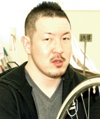 伊藤 信