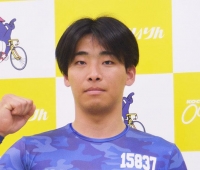 小川 三士郎