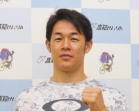 山田 英明