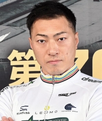 新田 祐大