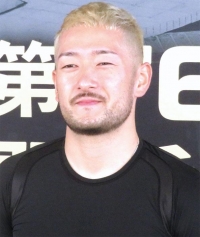 松井 宏佑