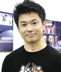 新田 康仁