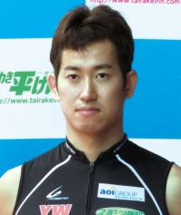 脇本 雄太