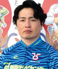 岡村 潤