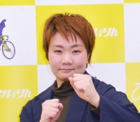 吉岡 詩織