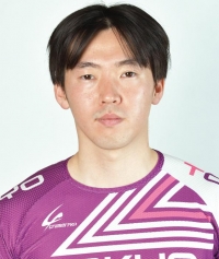 川越 宏臣