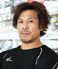 増原 正人
