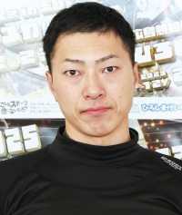 新田 祐大