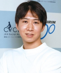 細中 翔太