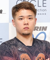 青柳 靖起