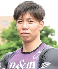 真鍋 顕汰
