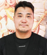神山 拓弥