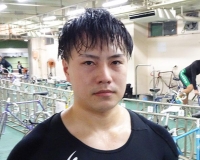 角田 光