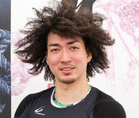 山崎 賢人