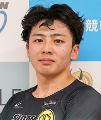 長川 達哉