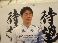 山田 英明