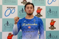 石塚 輪太郎